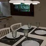 شقة 