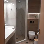 شقة 